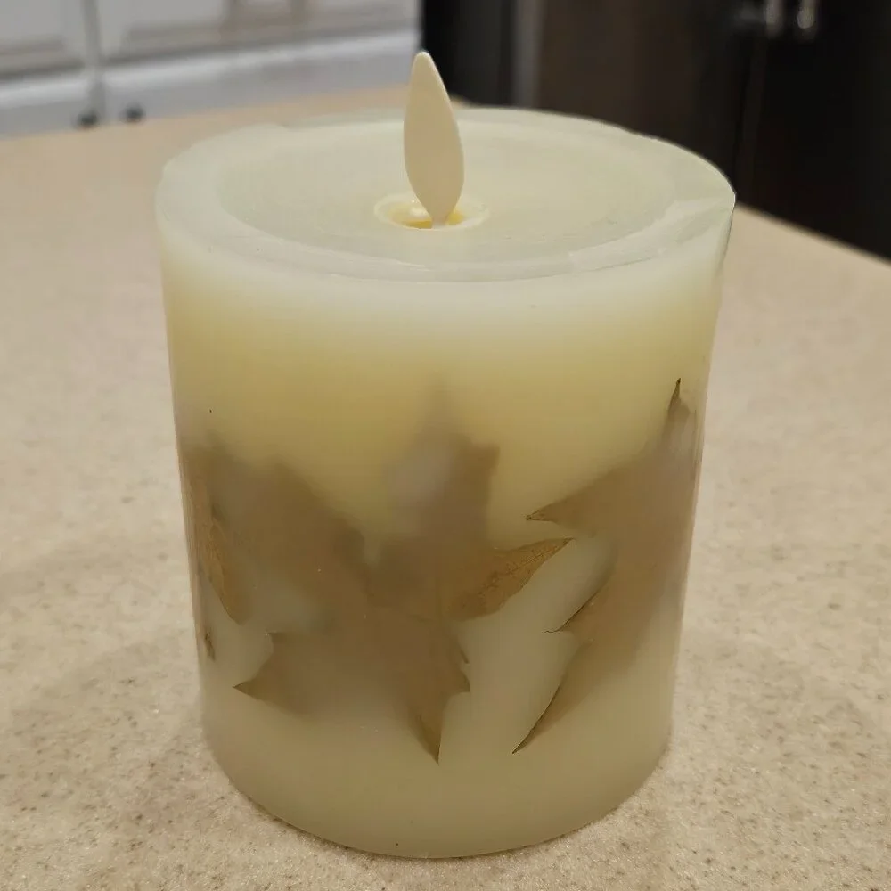 RARE LUMINARA FLAMELESS MOVING WICK FALL GOLD LEAF PILLAR CANDLE BATTERY CANDLE